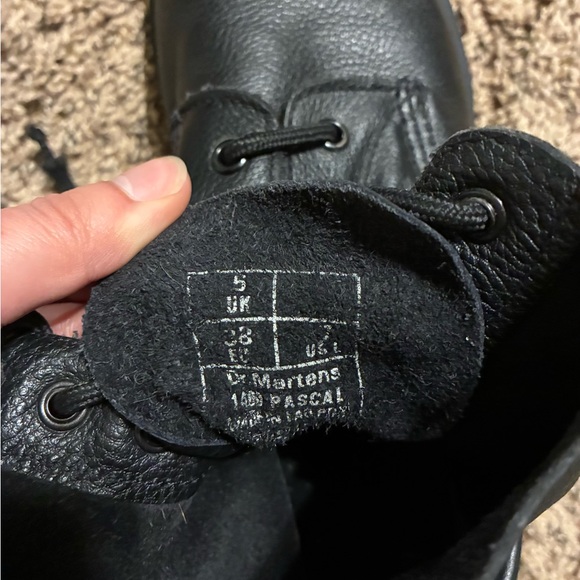 Dr. Martens Black Leather Boots with Eyelets - Picture 3 of 3